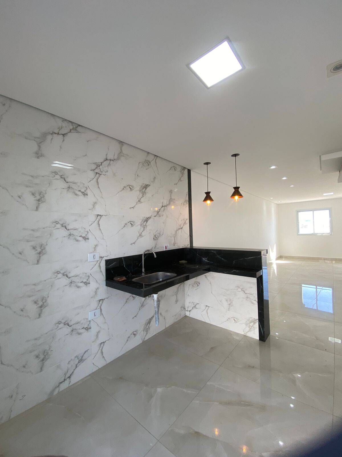 Casa, 2 quartos, 85 m² - Foto 1