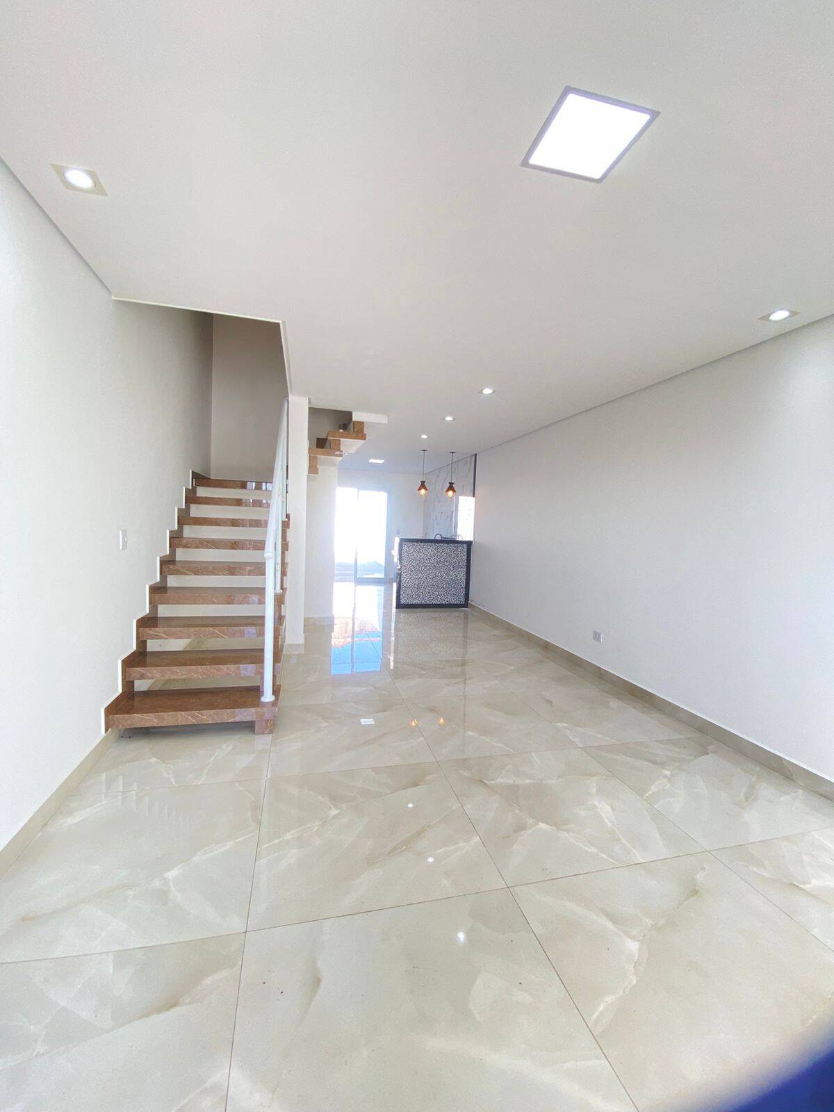 Casa, 2 quartos, 85 m² - Foto 1